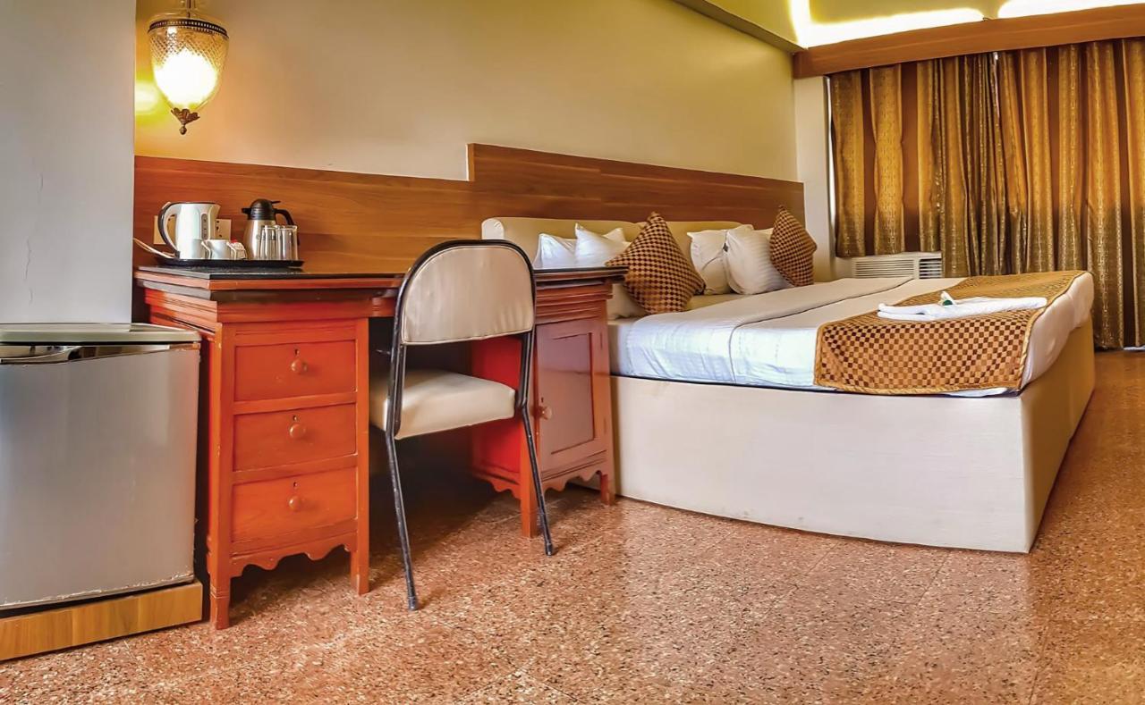 Hotel Samraj Mumbai Exterior foto